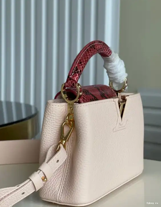 MINI VUITTON CAPUCINES LOUIS 0617